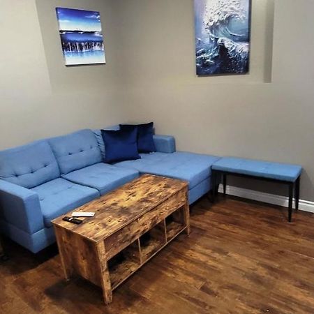 Blue Wave 2 Bedroom Suite Saskatoon Eksteriør bilde