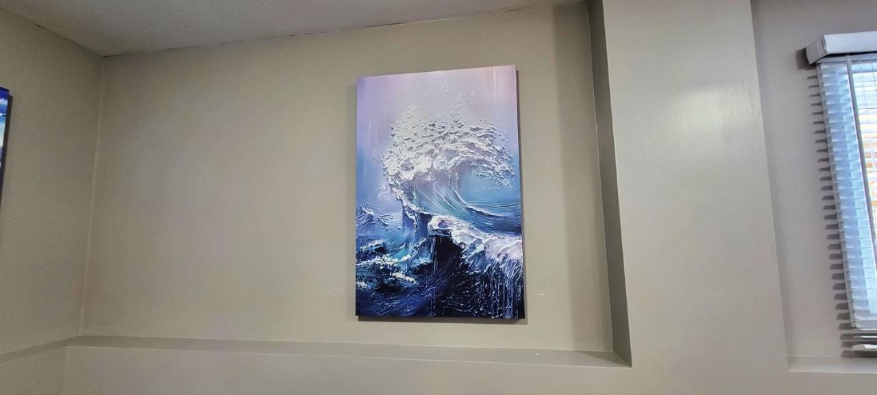 Blue Wave 2 Bedroom Suite Saskatoon Eksteriør bilde